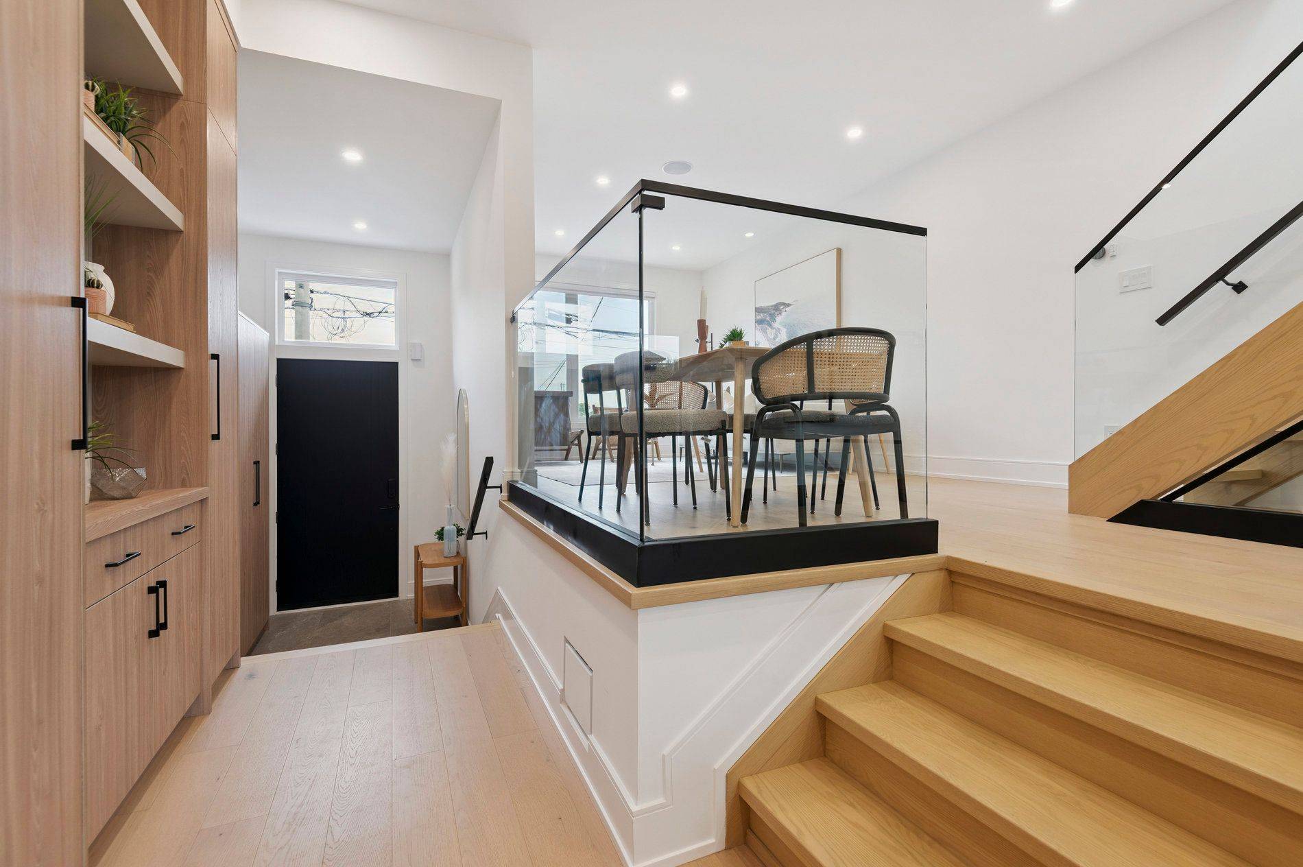 Toronto E03, ON M4C 2X2,32 Westlake CRES