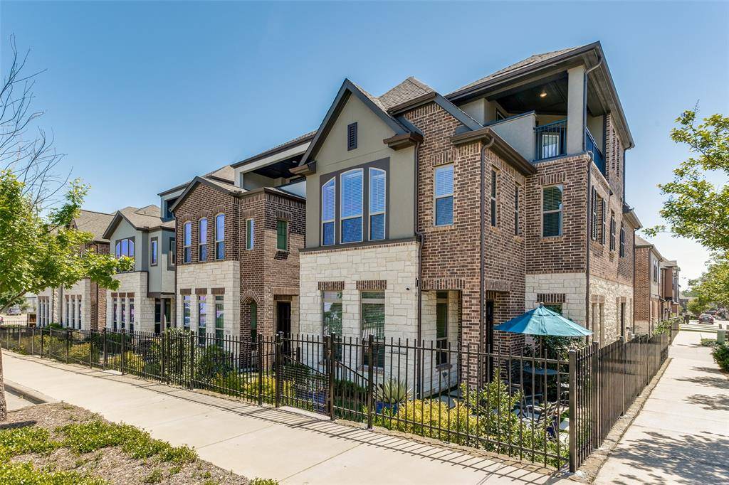 Dallas, TX 75231,7105 Laurel Ridge