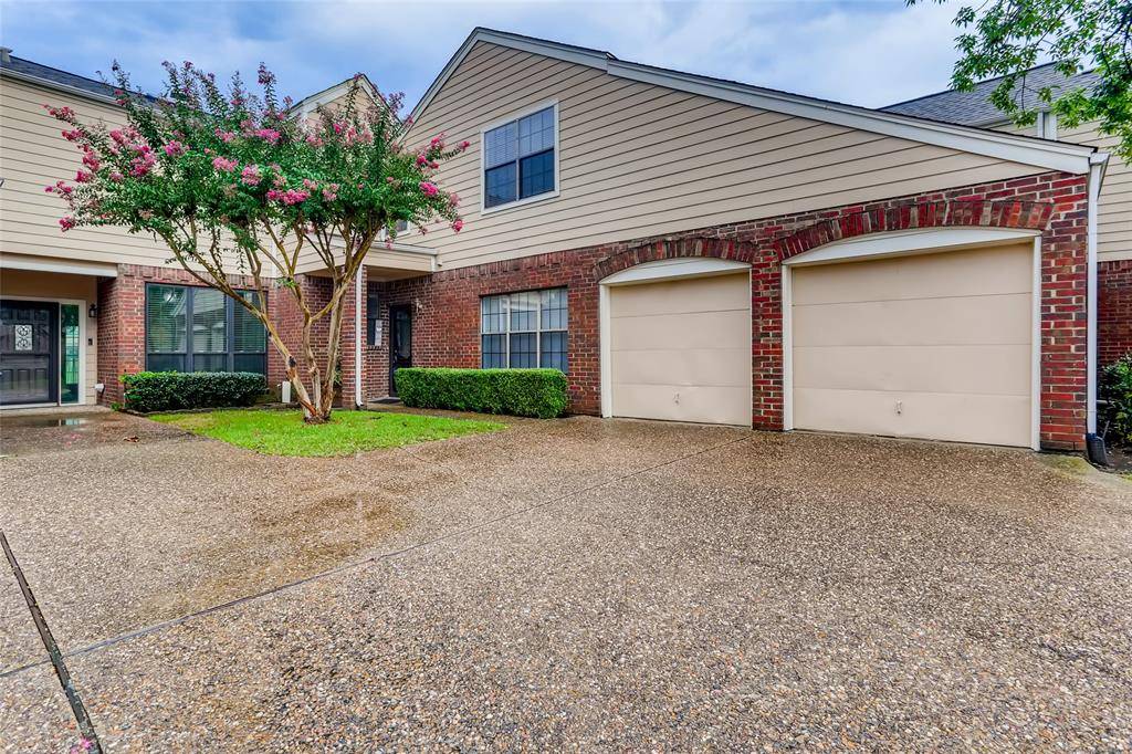 Irving, TX 75063,221 Cimarron Trail #3