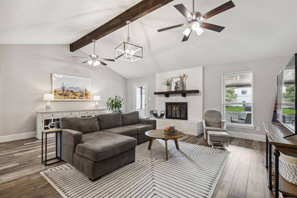 Bedford, TX 76021,905 Ridge Drive