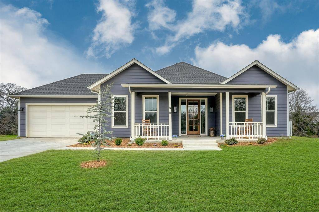 Quinlan, TX 75474,1318 Oak Trail E