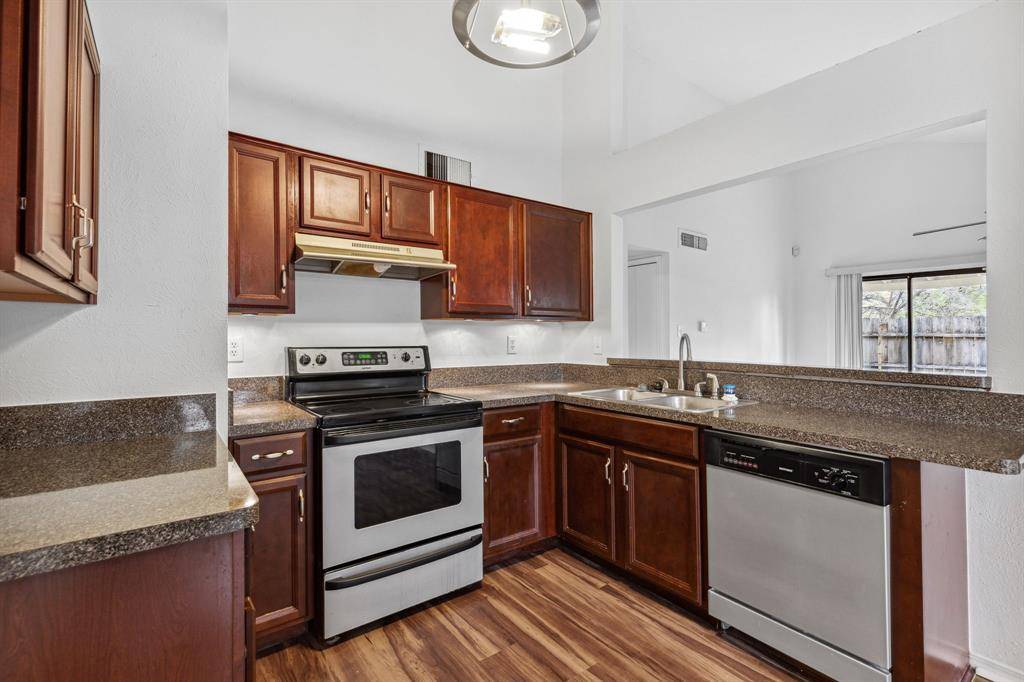 Cedar Hill, TX 75104,407 Vincent Street