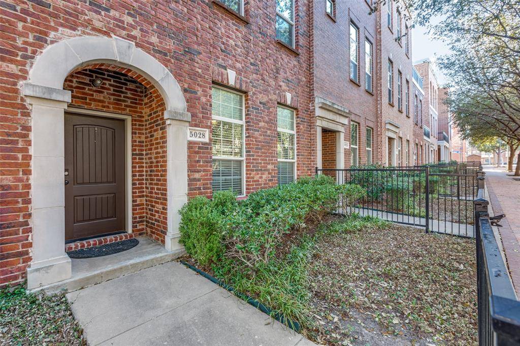 Addison, TX 75001,5028 Calloway Drive #164