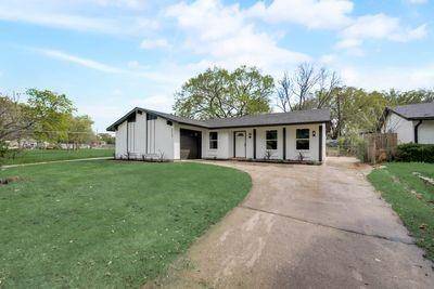 Dallas, TX 75227,9922 Bluffcreek Drive