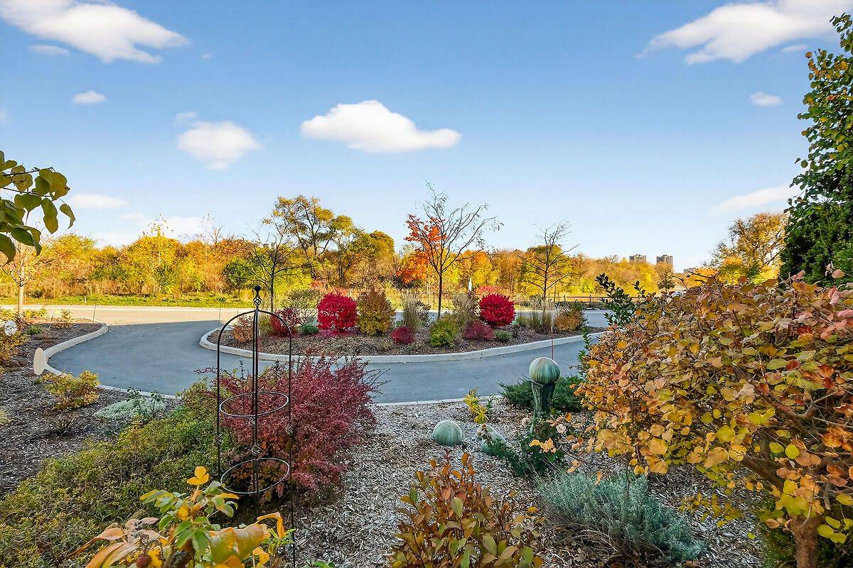 Glebe - Ottawa East And Area, ON K1S 5W1,318 Sanctuary Private