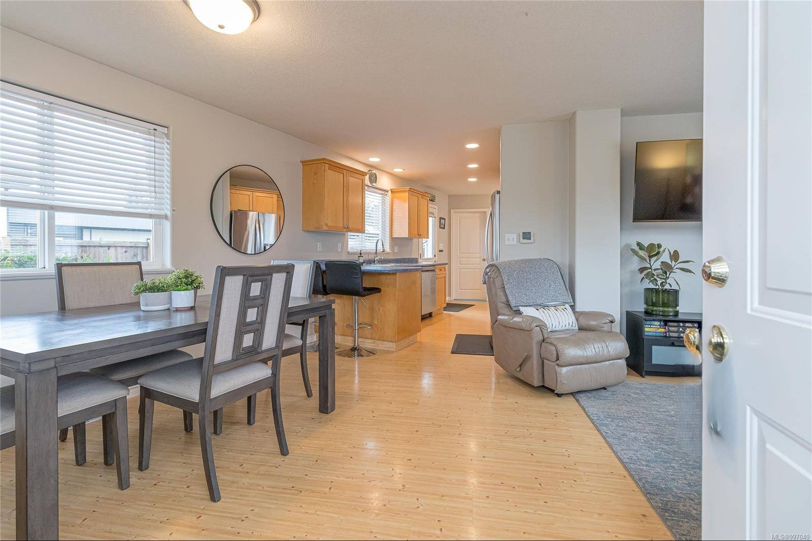 Nanaimo, BC V9T 1Z8,3886 Victoria Ave