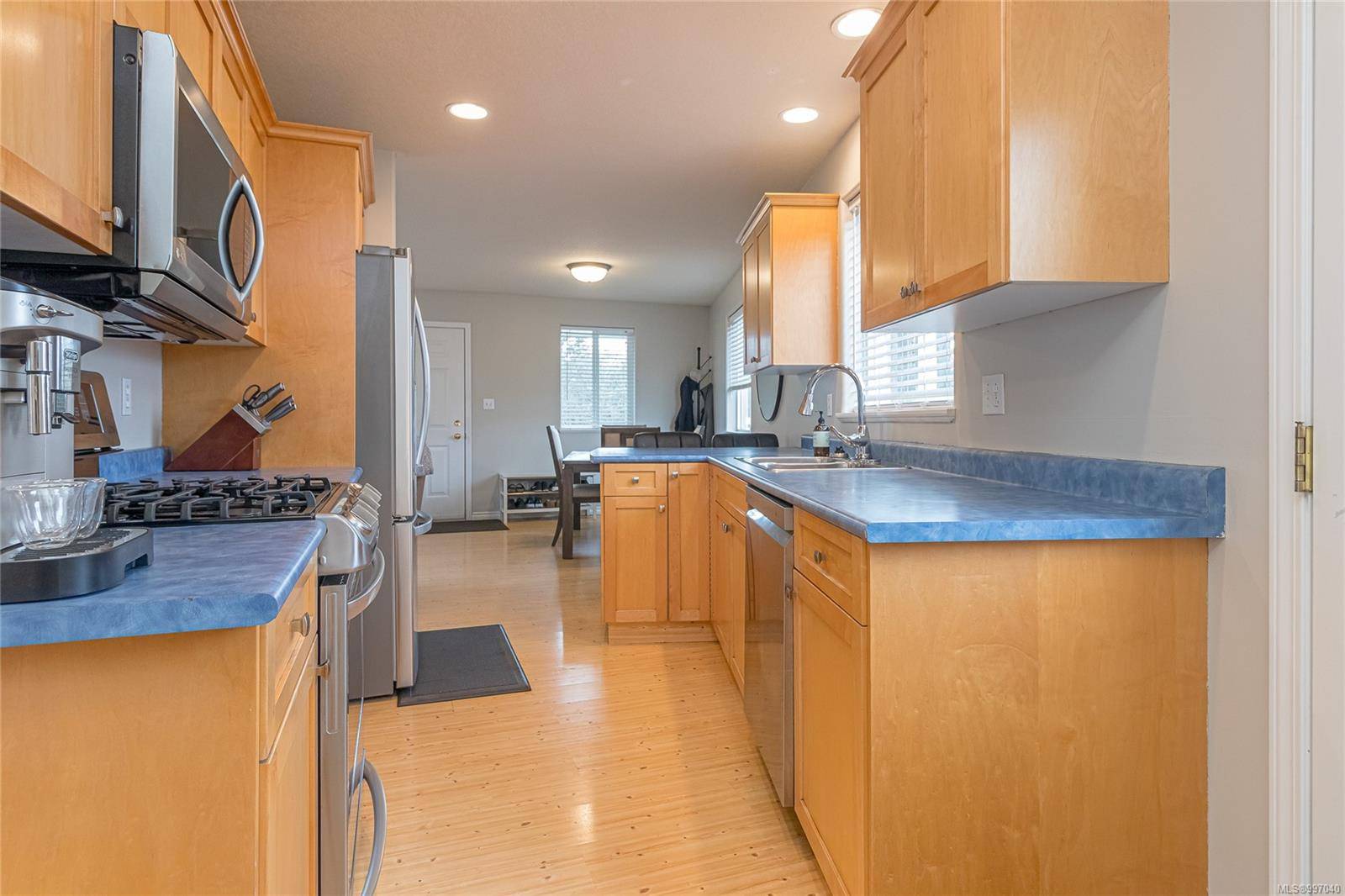 Nanaimo, BC V9T 1Z8,3886 Victoria Ave