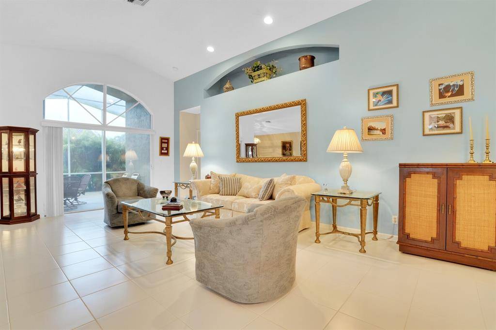 Boynton Beach, FL 33437,9547 Honeybell Cir