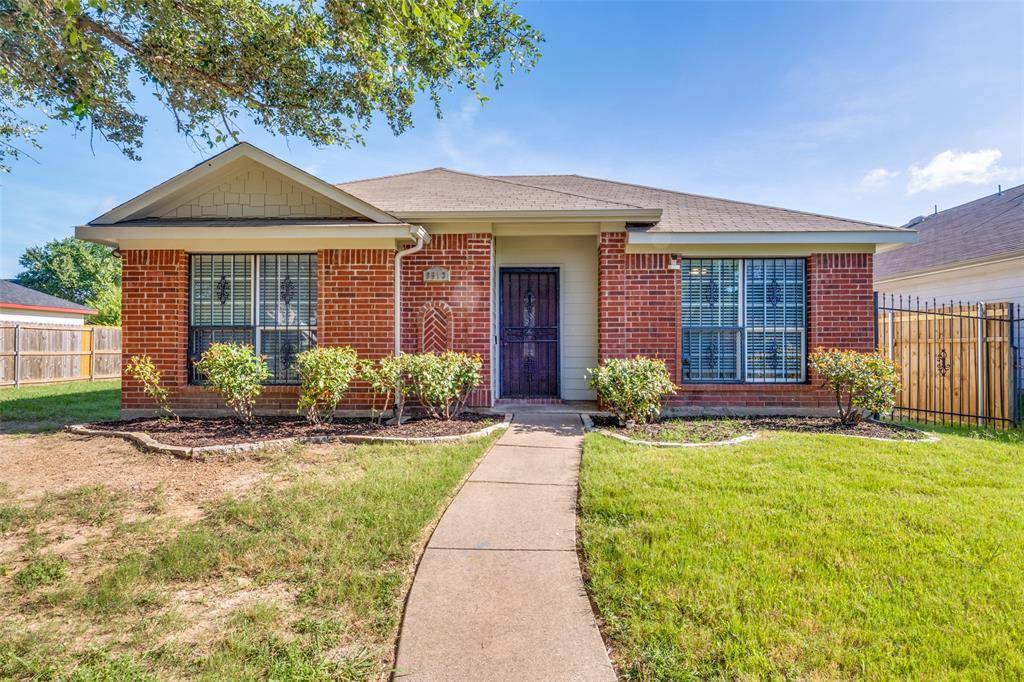 Dallas, TX 75217,9613 Whistler Drive