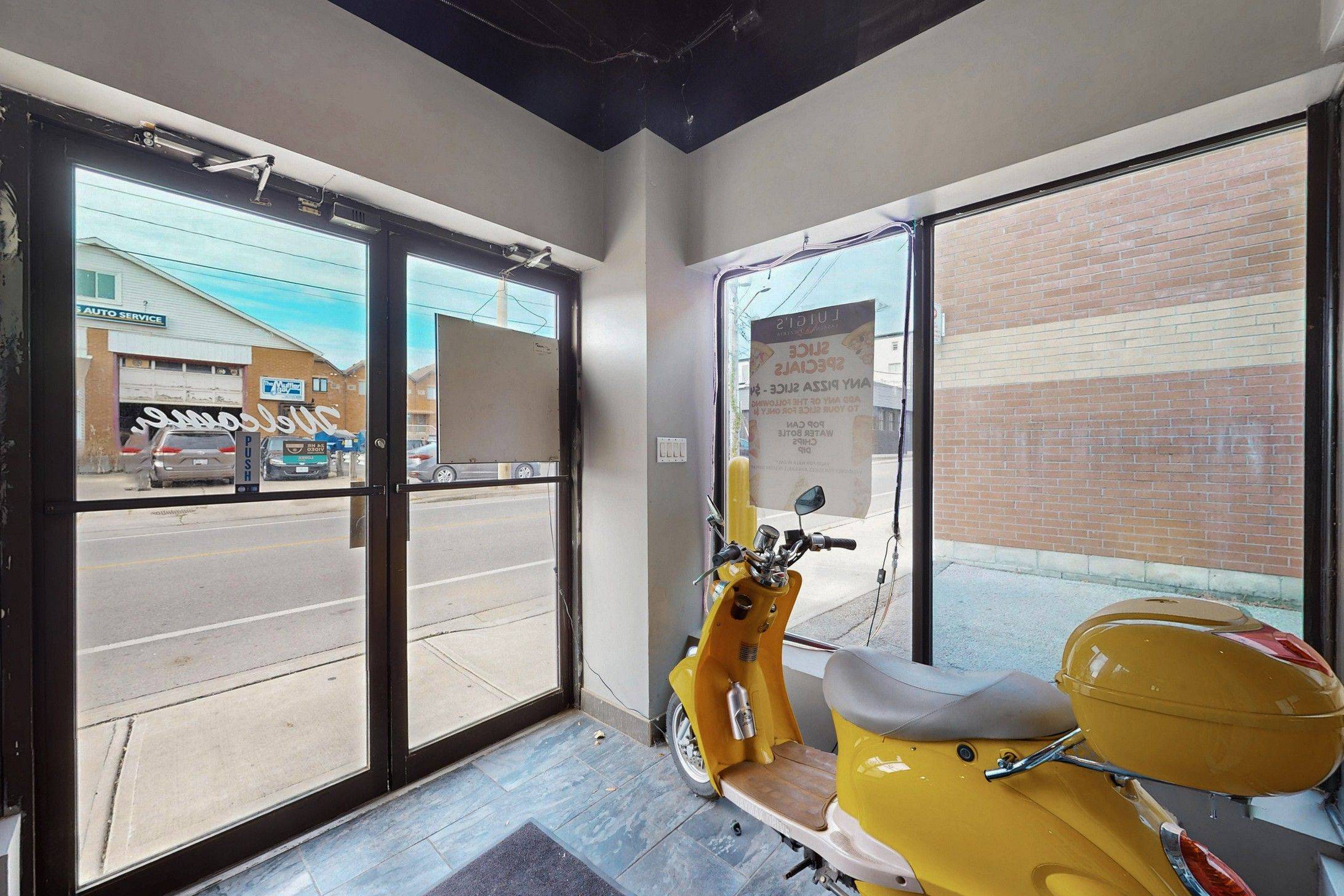 Milton, ON L9T 2H6,17 Commercial ST