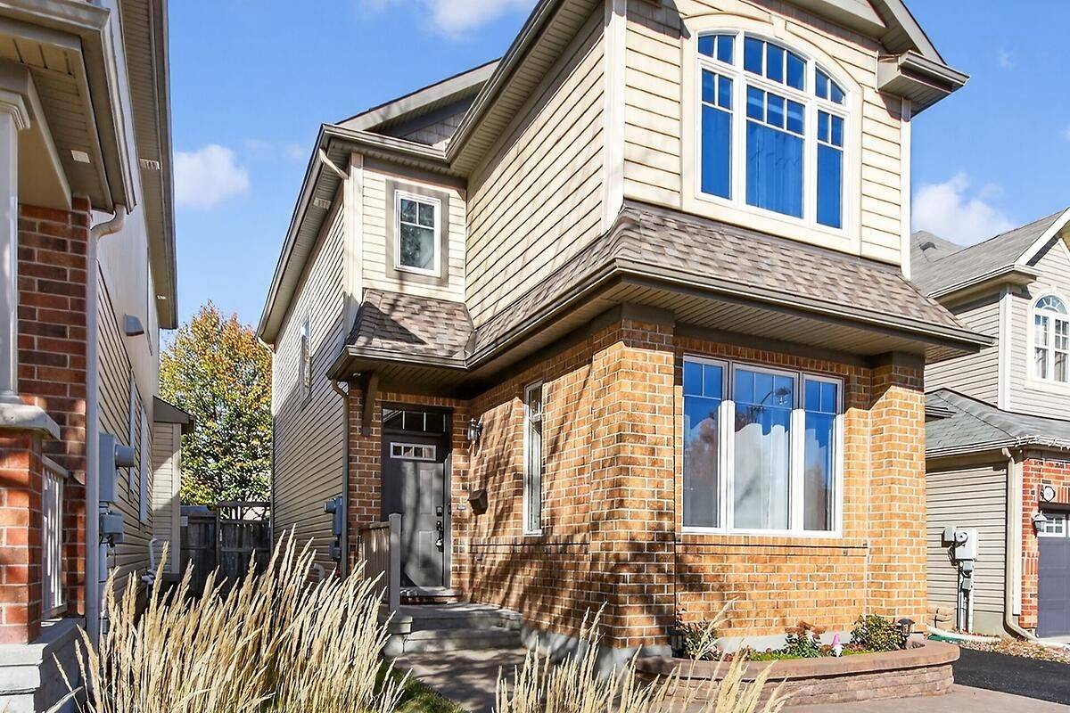 Stittsville - Munster - Richmond, ON K2S 0G6,202 Mistral WAY