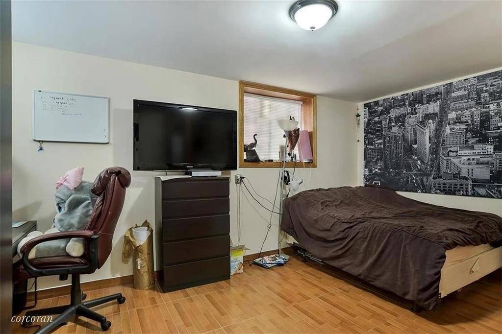Brooklyn, NY 11235,2803 Batchelder ST #1A