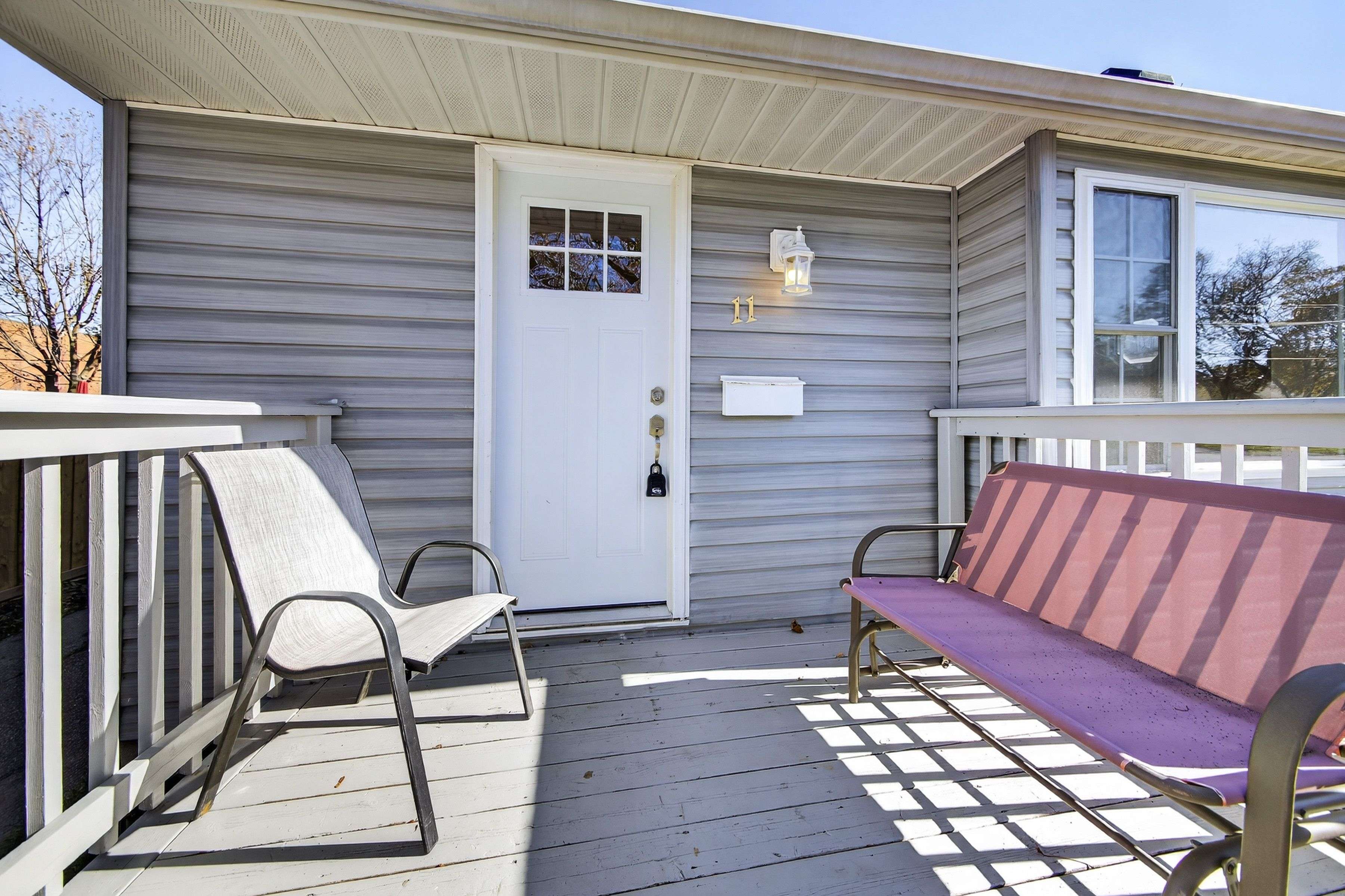 Barrie, ON L4M 3N2,11 Newton ST