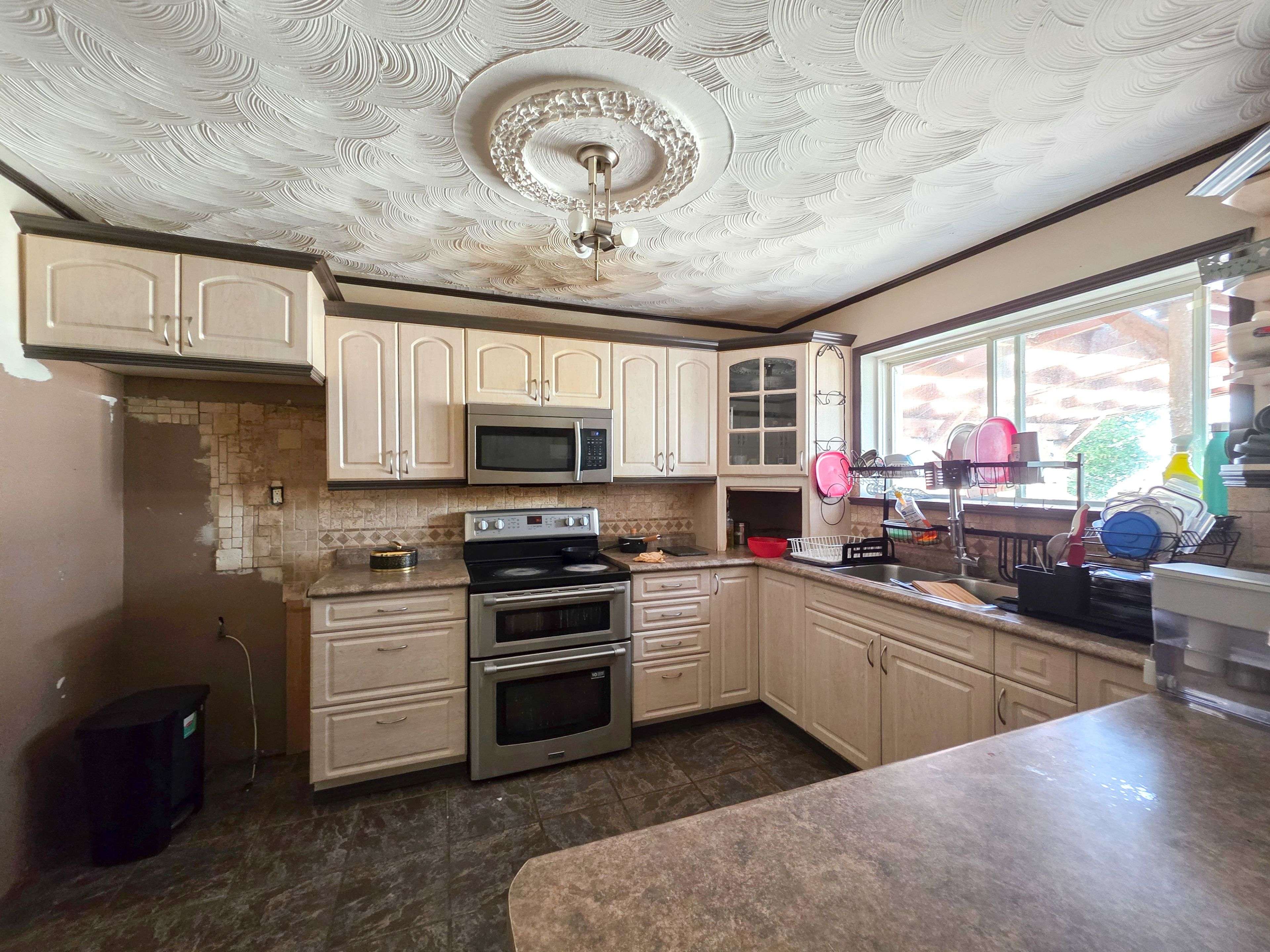 Timmins, ON P4N 2X4,210 Commercial AVE