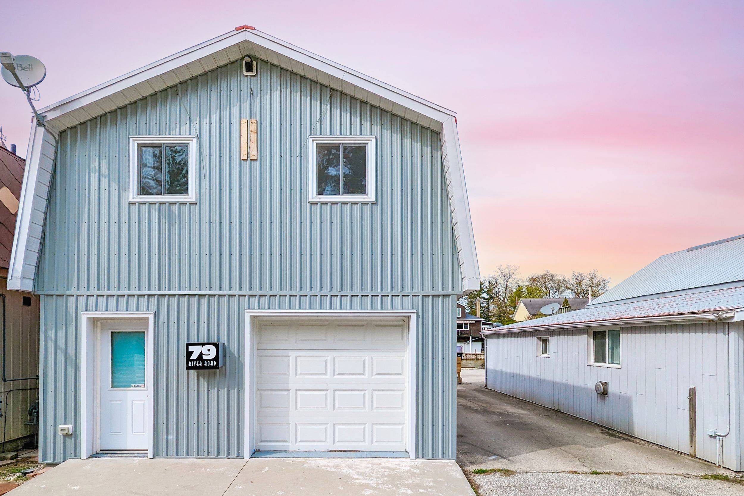 Lambton Shores, ON N0M 1T0,79 RIVER RD