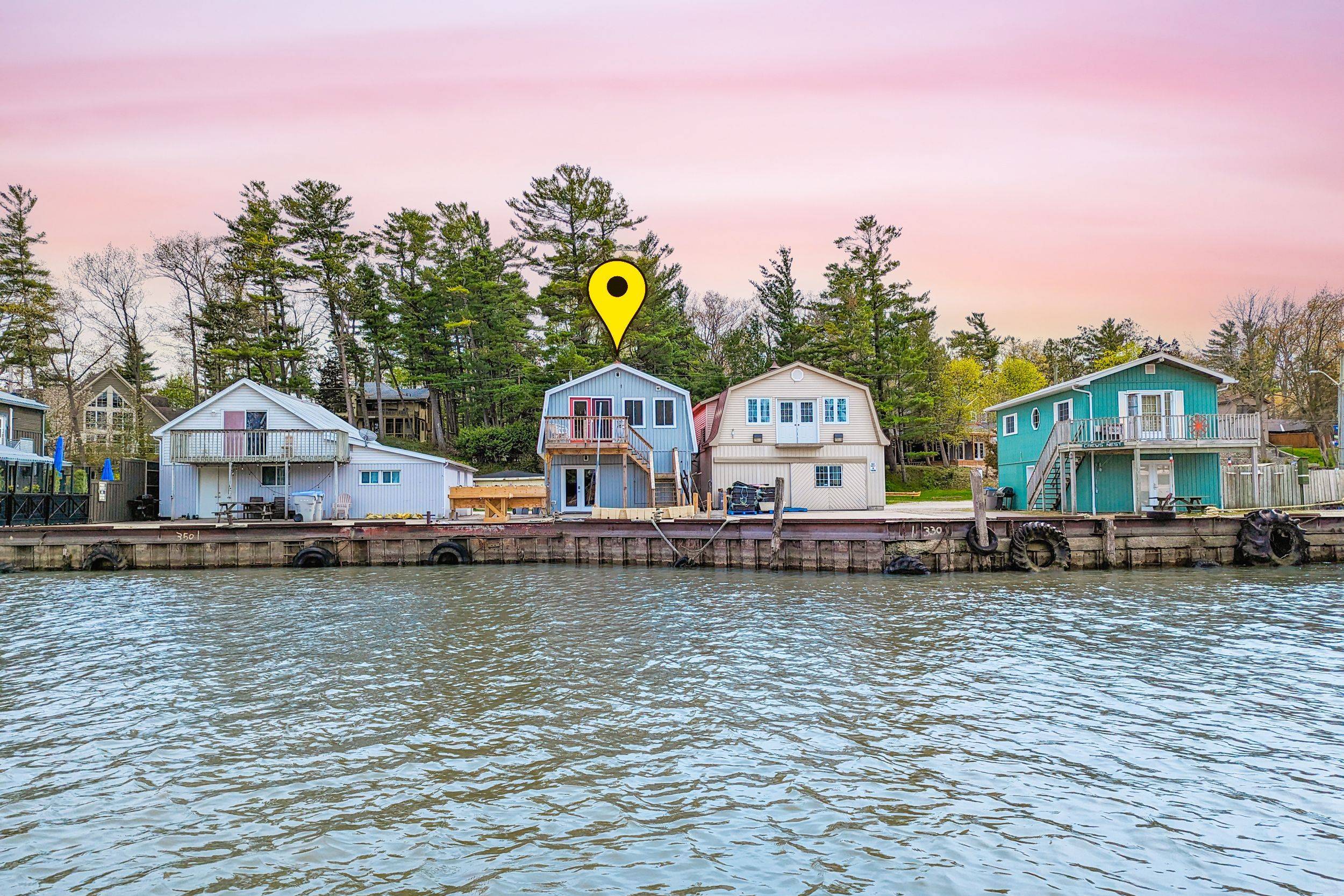 Lambton Shores, ON N0M 1T0,79 RIVER RD