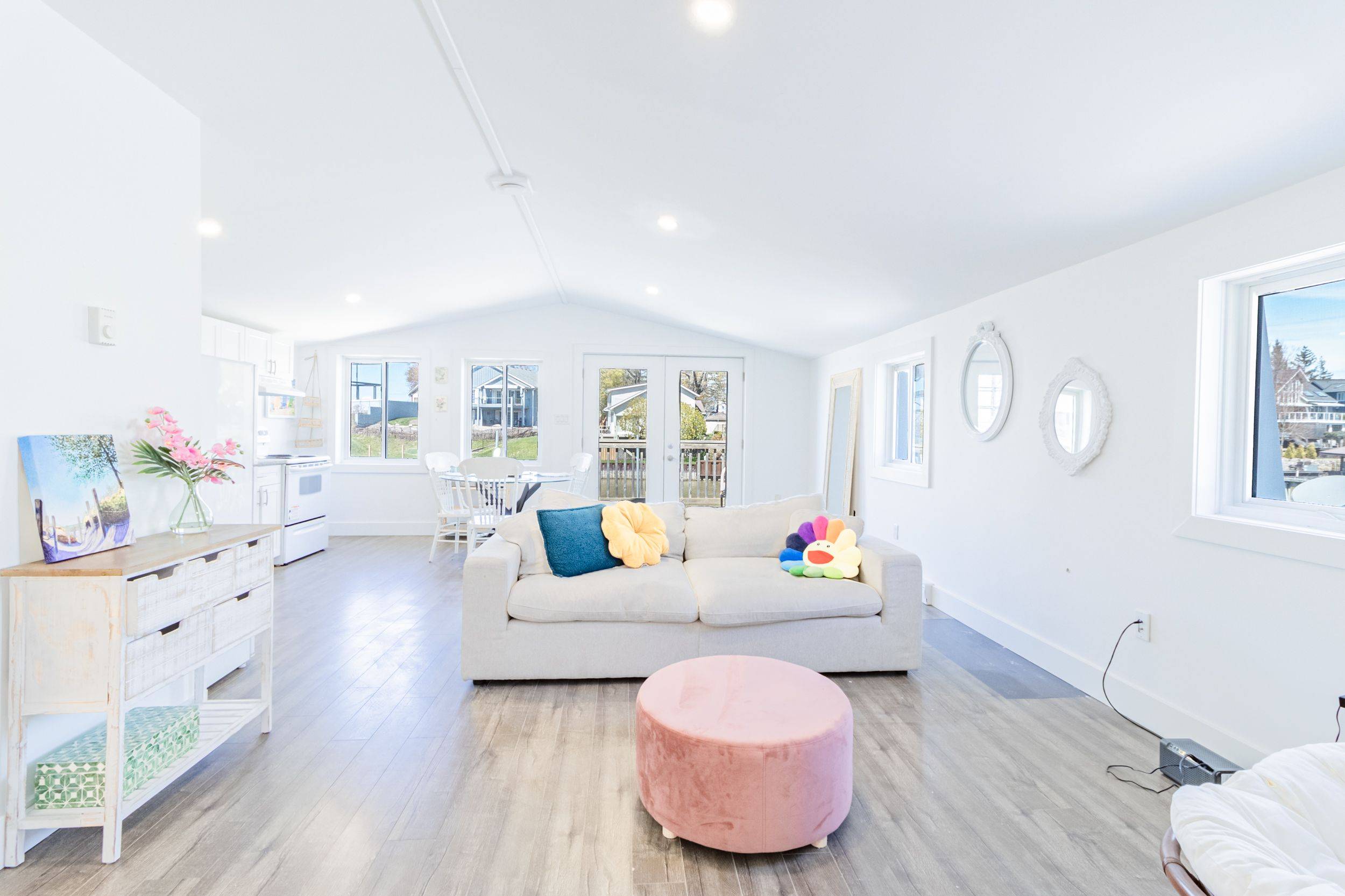 Lambton Shores, ON N0M 1T0,79 RIVER RD