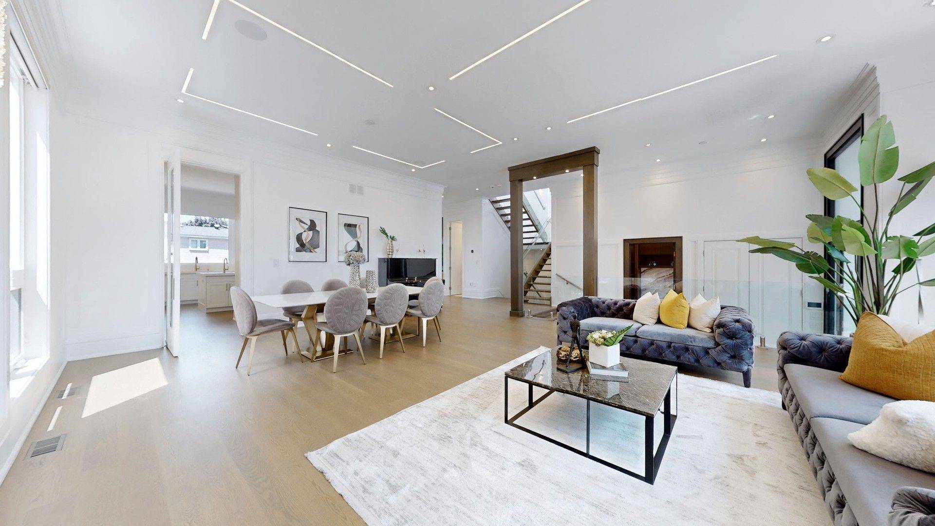 Richmond Hill, ON L4C 5L4,22 Sanderson CRES