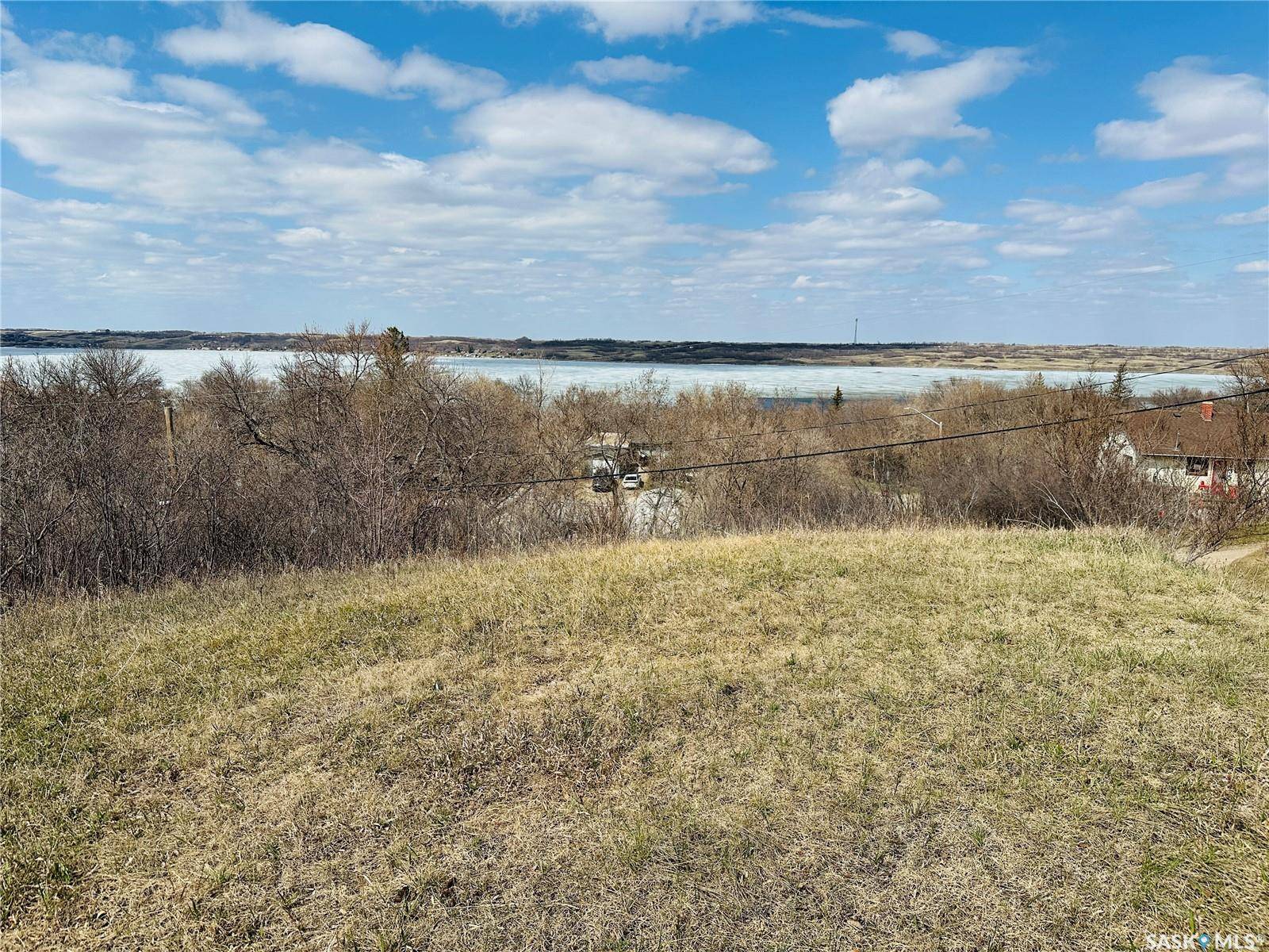 Regina Beach, SK S0G 4C0,338 Green AVENUE