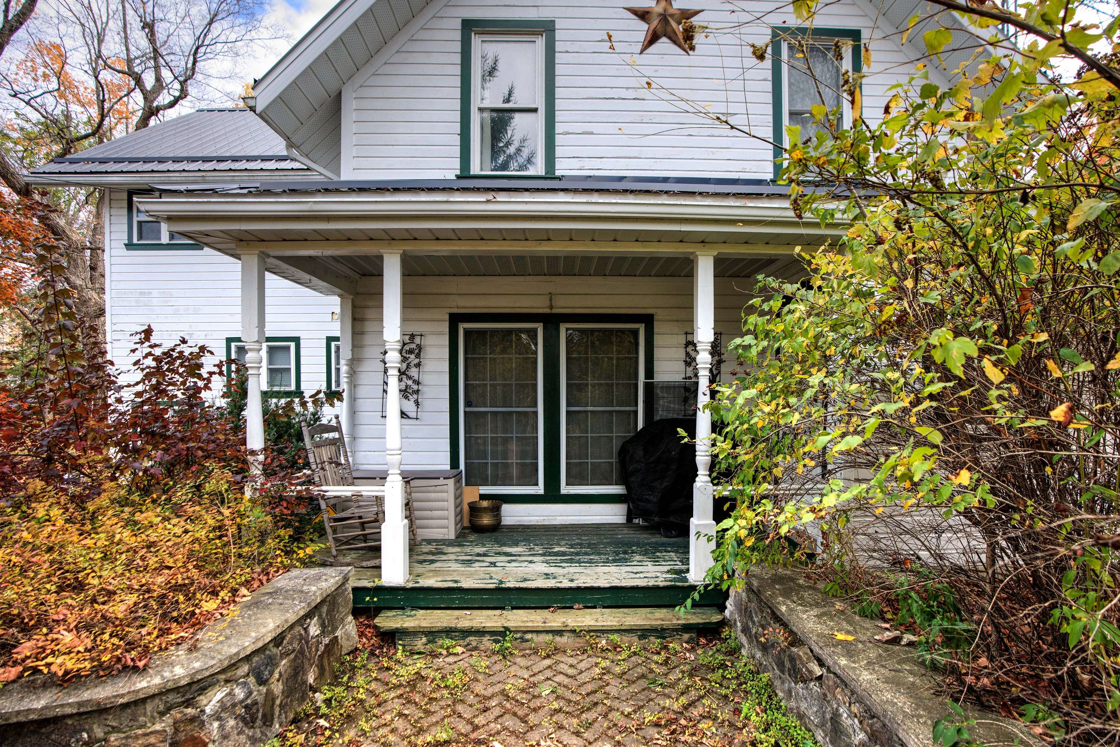 Frontenac, ON K0H 2P0,1128 Elizabeth ST