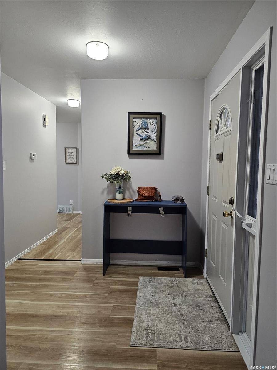 Unity, SK S0K 4L0,120 5th AVENUE W