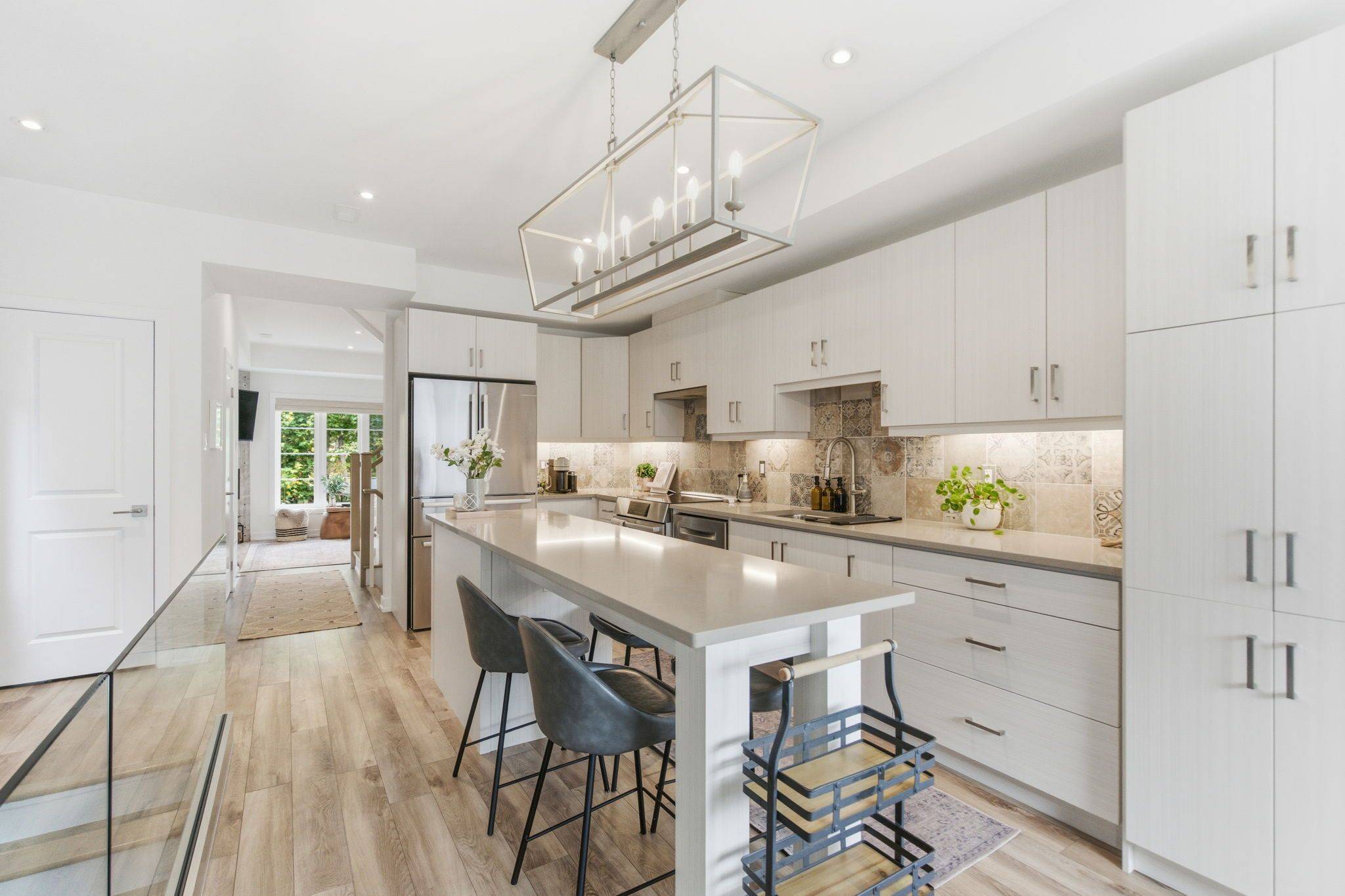 Hamilton, ON L0R 2H3,383 Dundas ST E #7