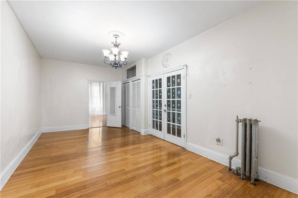 Brooklyn, NY 11207,317 Pennsylvania AVE