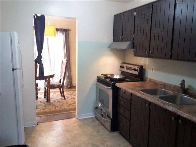 Markham, ON L3T 4C8,41 Ravengloss DR #Main