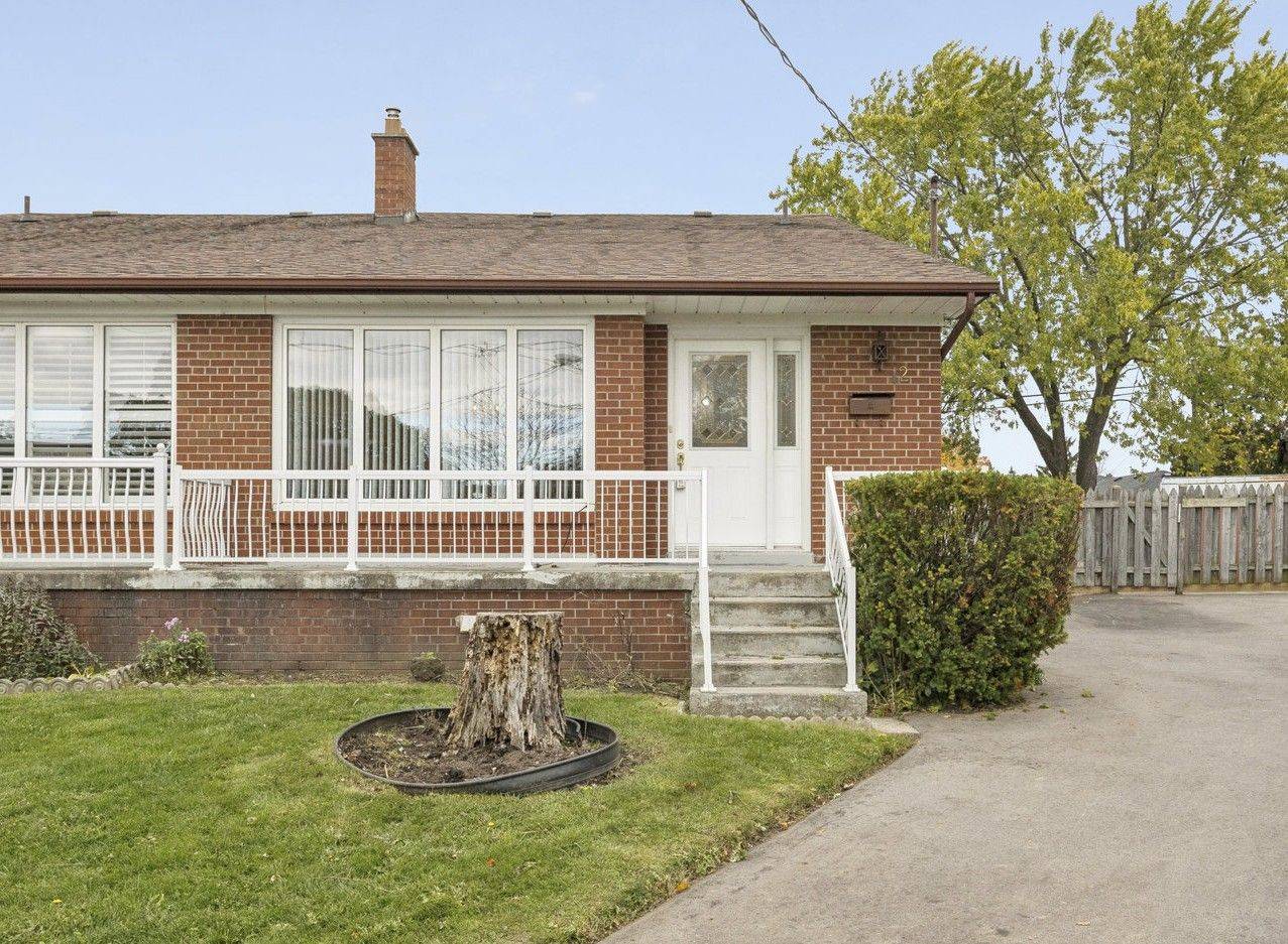 Toronto W10, ON M9W 3V5,12 Bemberg CT