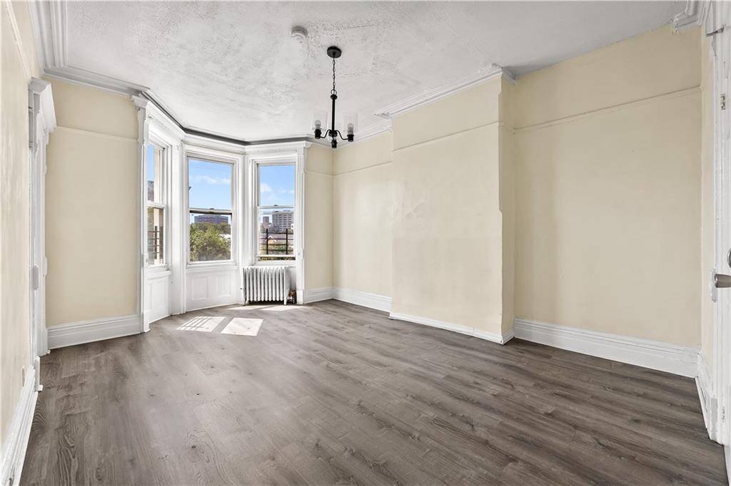 Brooklyn, NY 11207,1271 Bushwick AVE