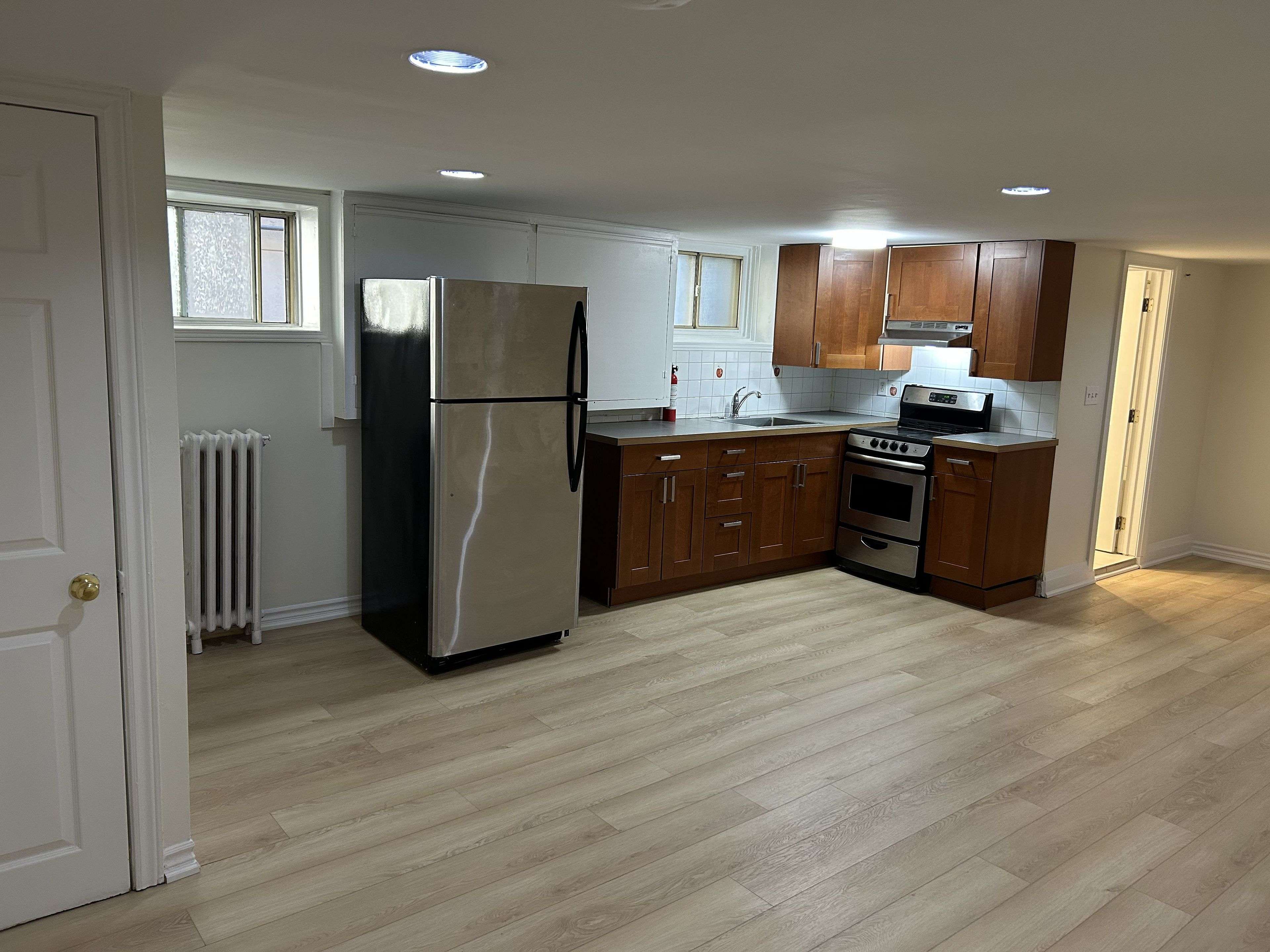 Toronto E03, ON M4K 3X2,1342 Pape AVE #Unit G