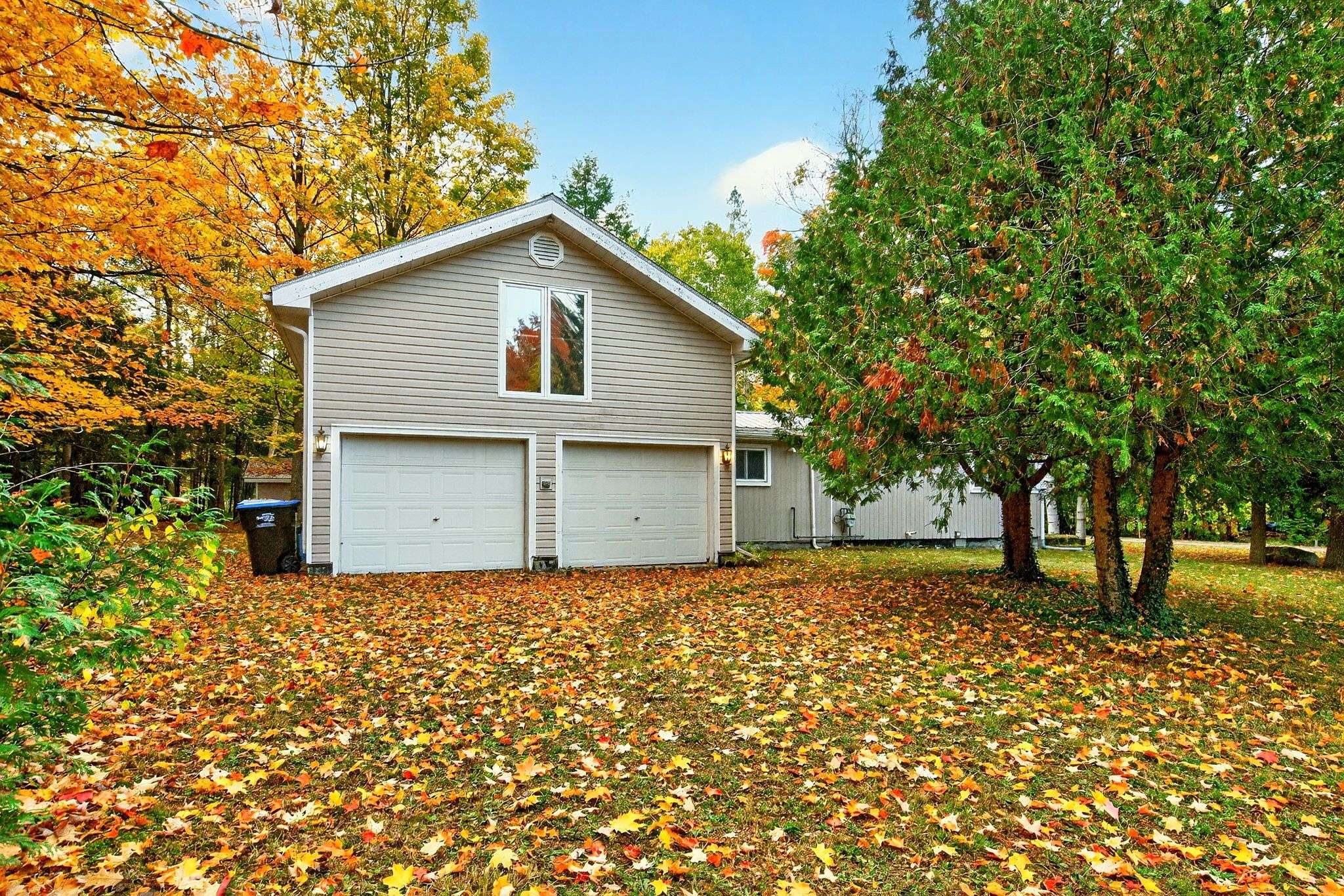 Tiny, ON L9M 0B1,1 Wigwam TRL