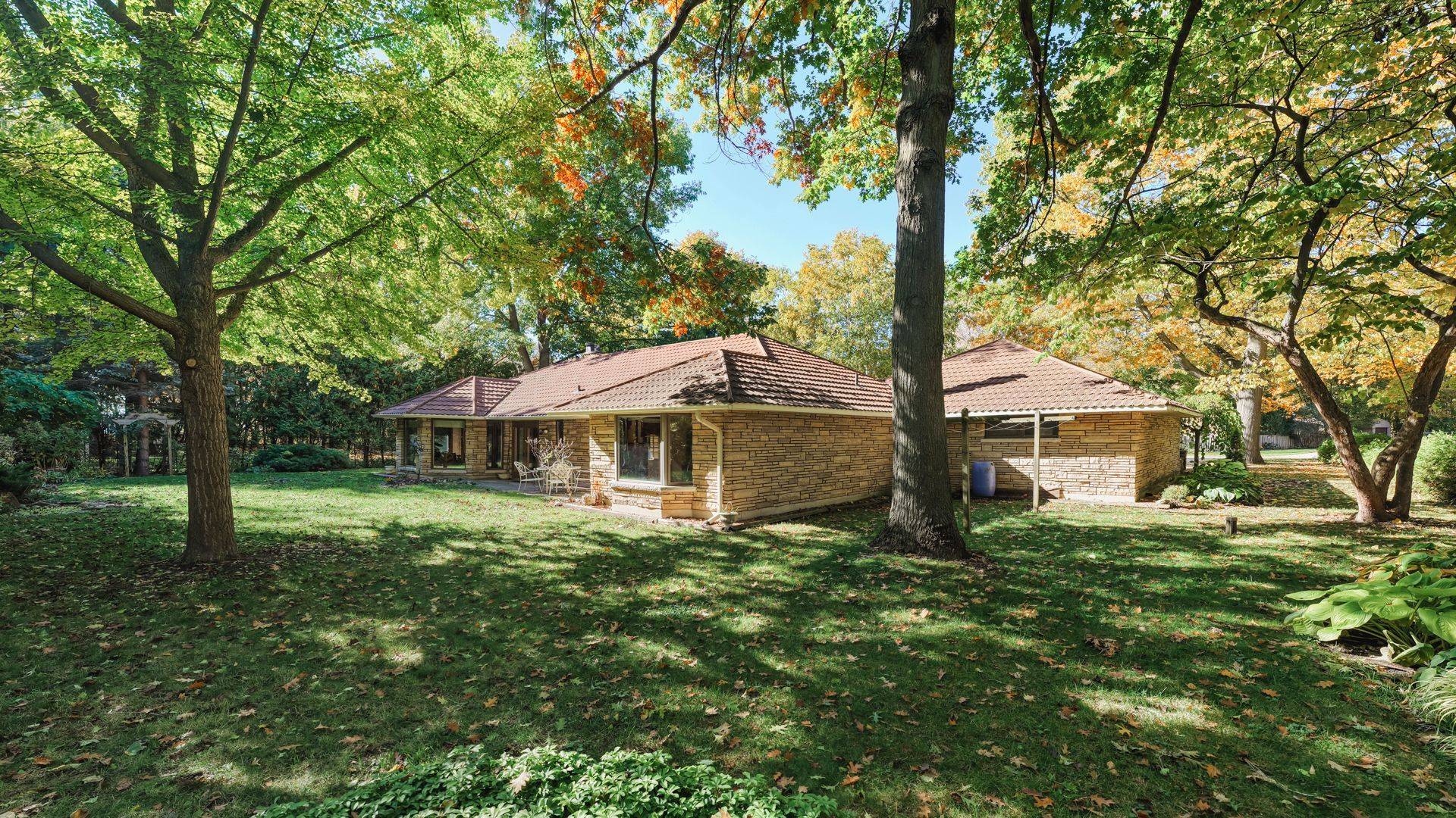 Ashfield-colborne-wawanosh, ON N7A 3Y2,81364 Champlain BLVD