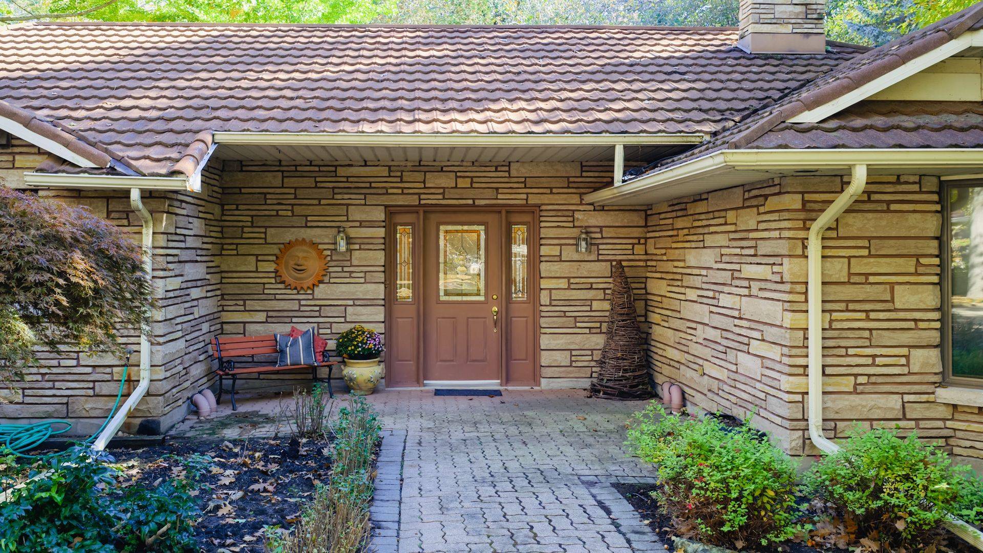 Ashfield-colborne-wawanosh, ON N7A 3Y2,81364 Champlain BLVD