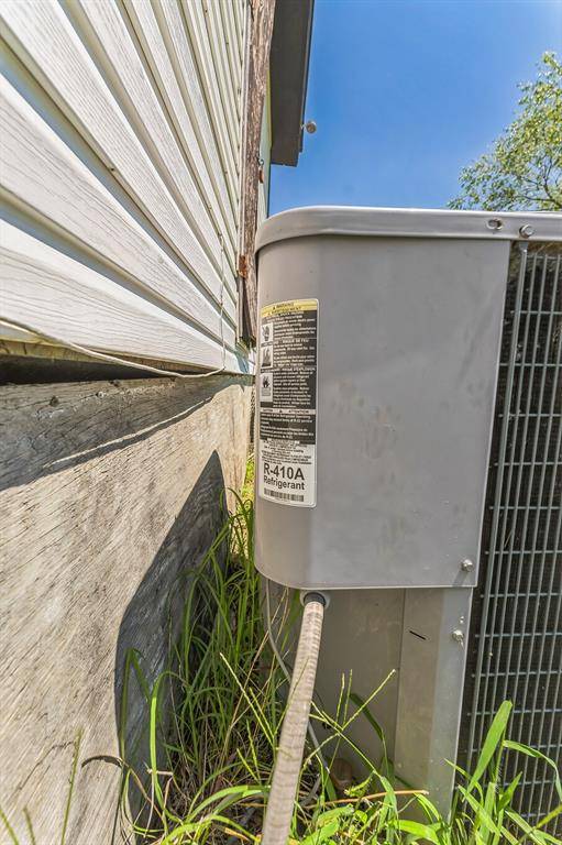 129 Eagle Ridge Drive, Waxahachie, TX 75165