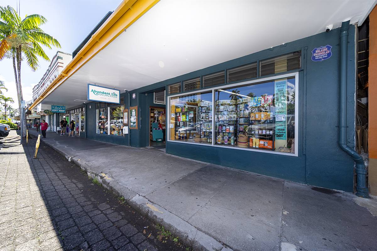 Hilo, HI 96720,292 KAMEHAMEHA AVE #292,300,302