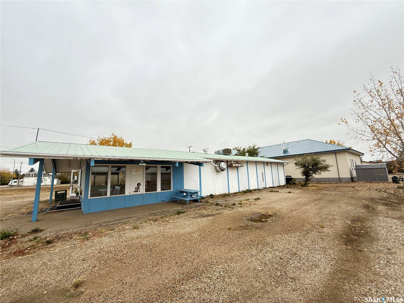 Gravelbourg, SK S0H 1X0,303 1st AVENUE E