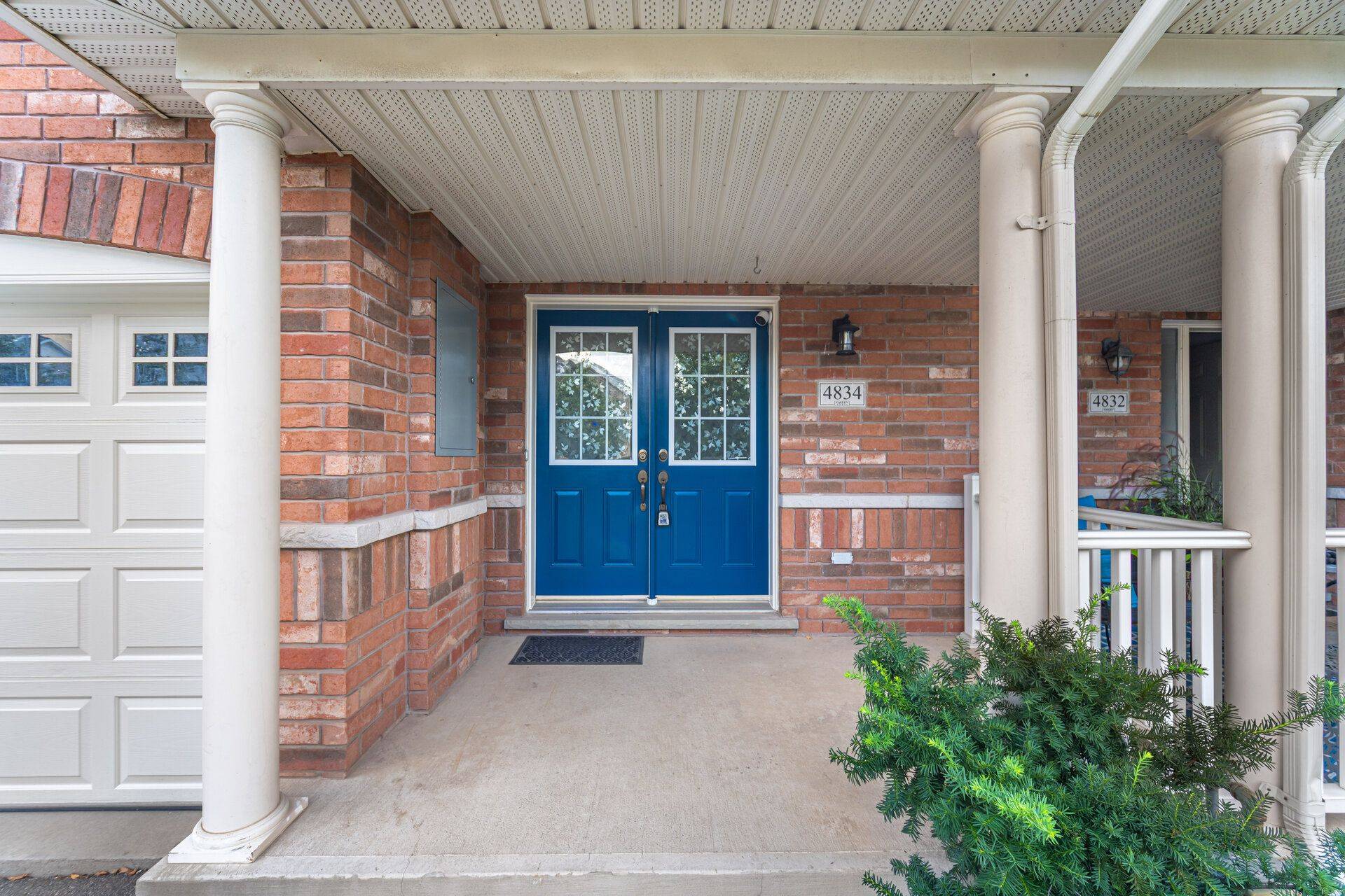 Burlington, ON L7M 0H9,4834 Capri CRES