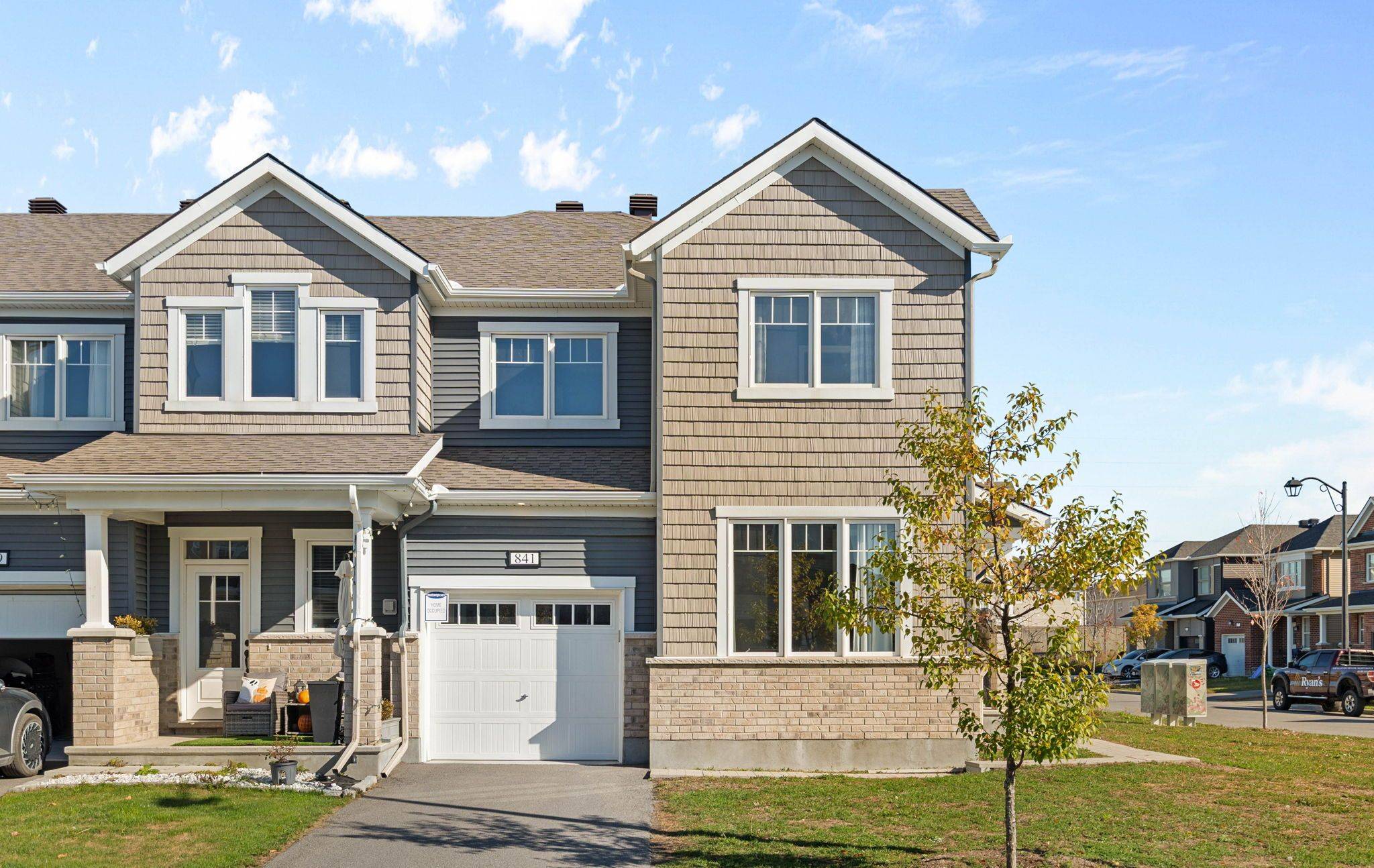 Barrhaven, ON K2J 6S9,841 REGULUS RDG