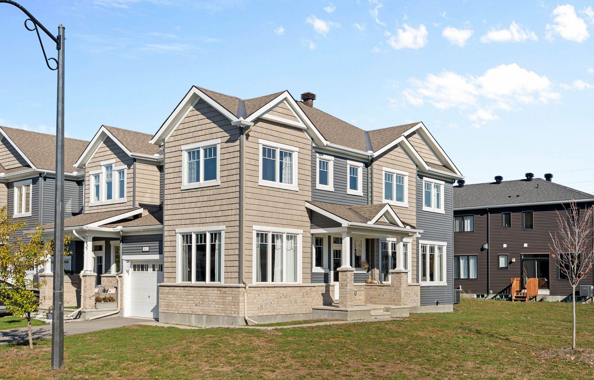 Barrhaven, ON K2J 6S9,841 REGULUS RDG