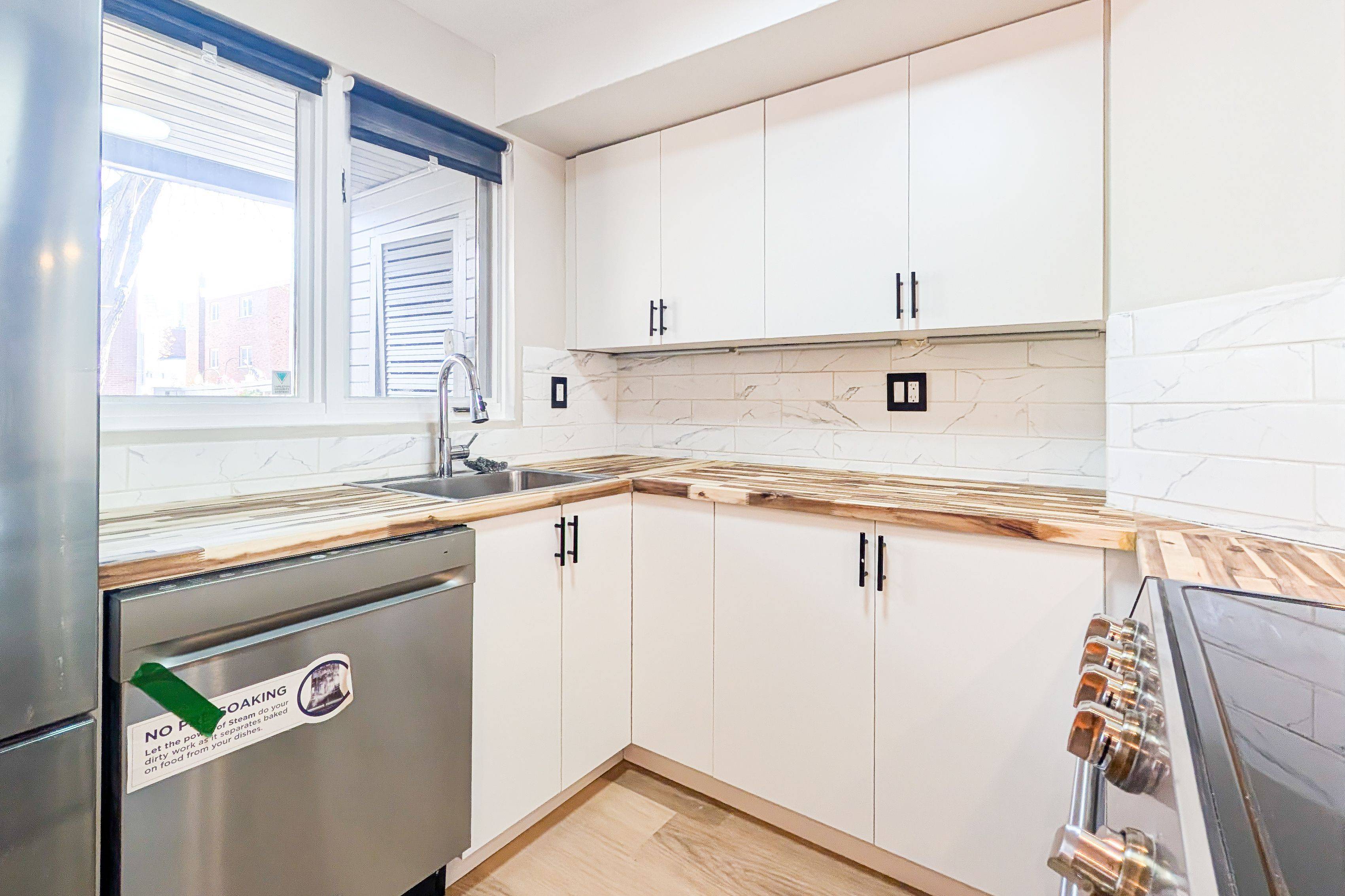 Lower Town - Sandy Hill, ON K1N 5E5,267 Bruyere ST