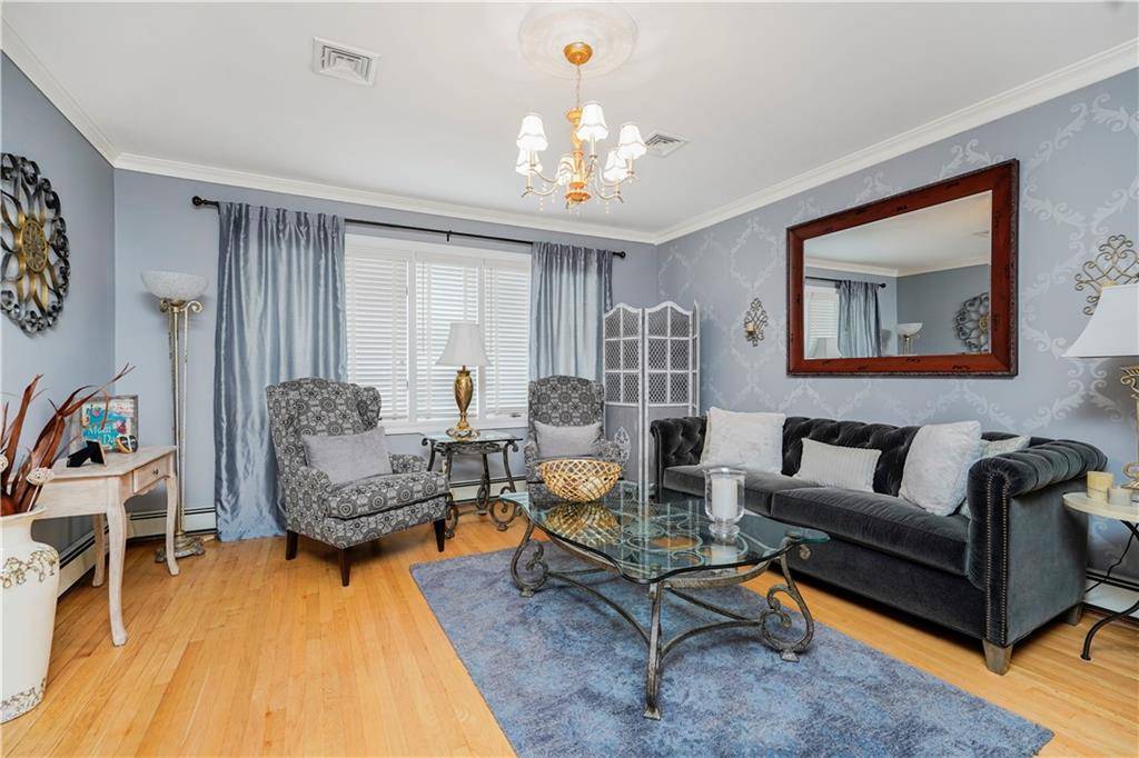 Staten Island, NY 10314,97 Martin AVE