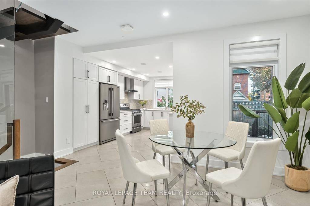 Glebe - Ottawa East And Area, ON K1S 2G2,16 First AVE