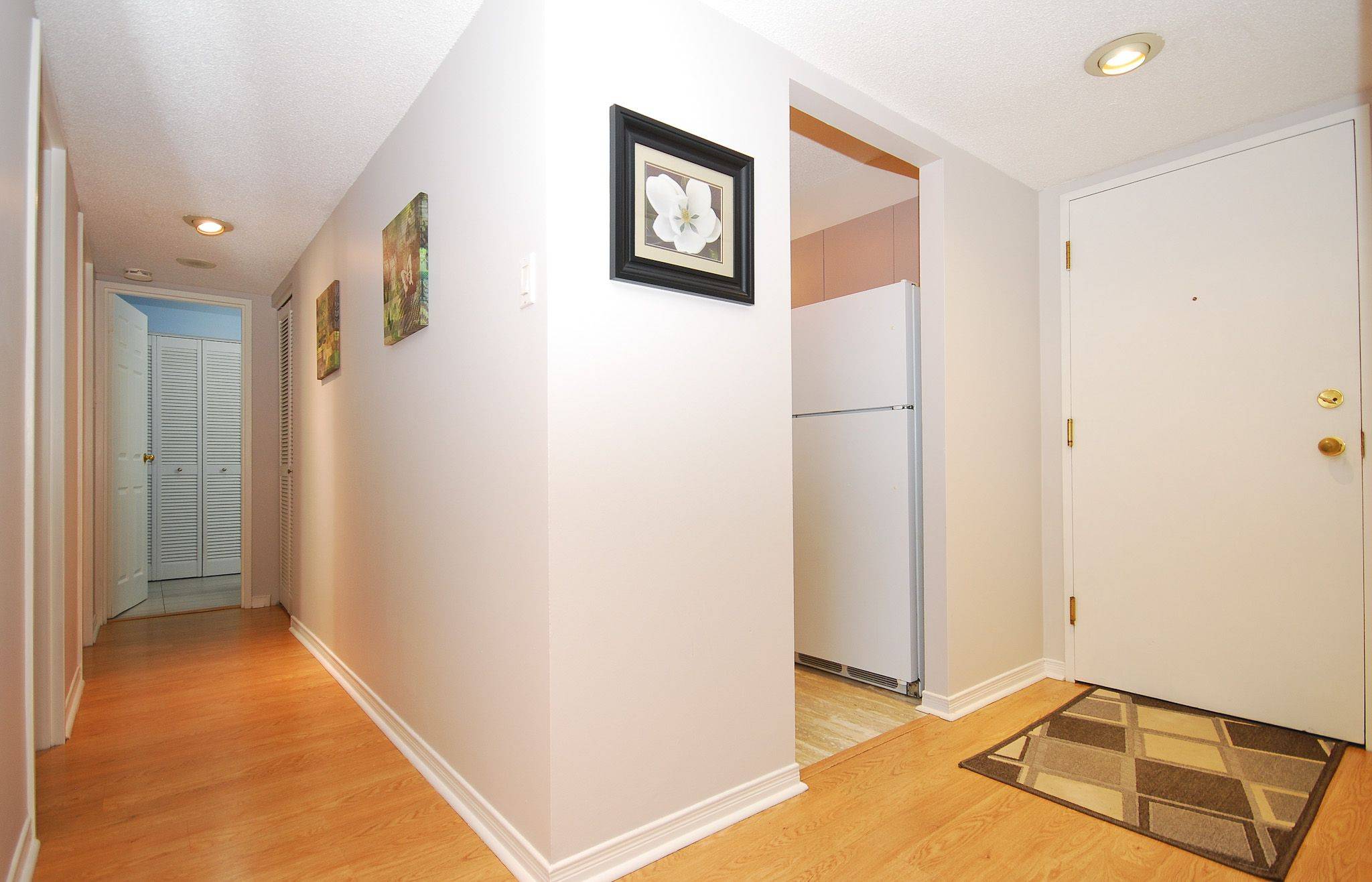 Ottawa Centre, ON K2P 2K8,199 Kent ST #309