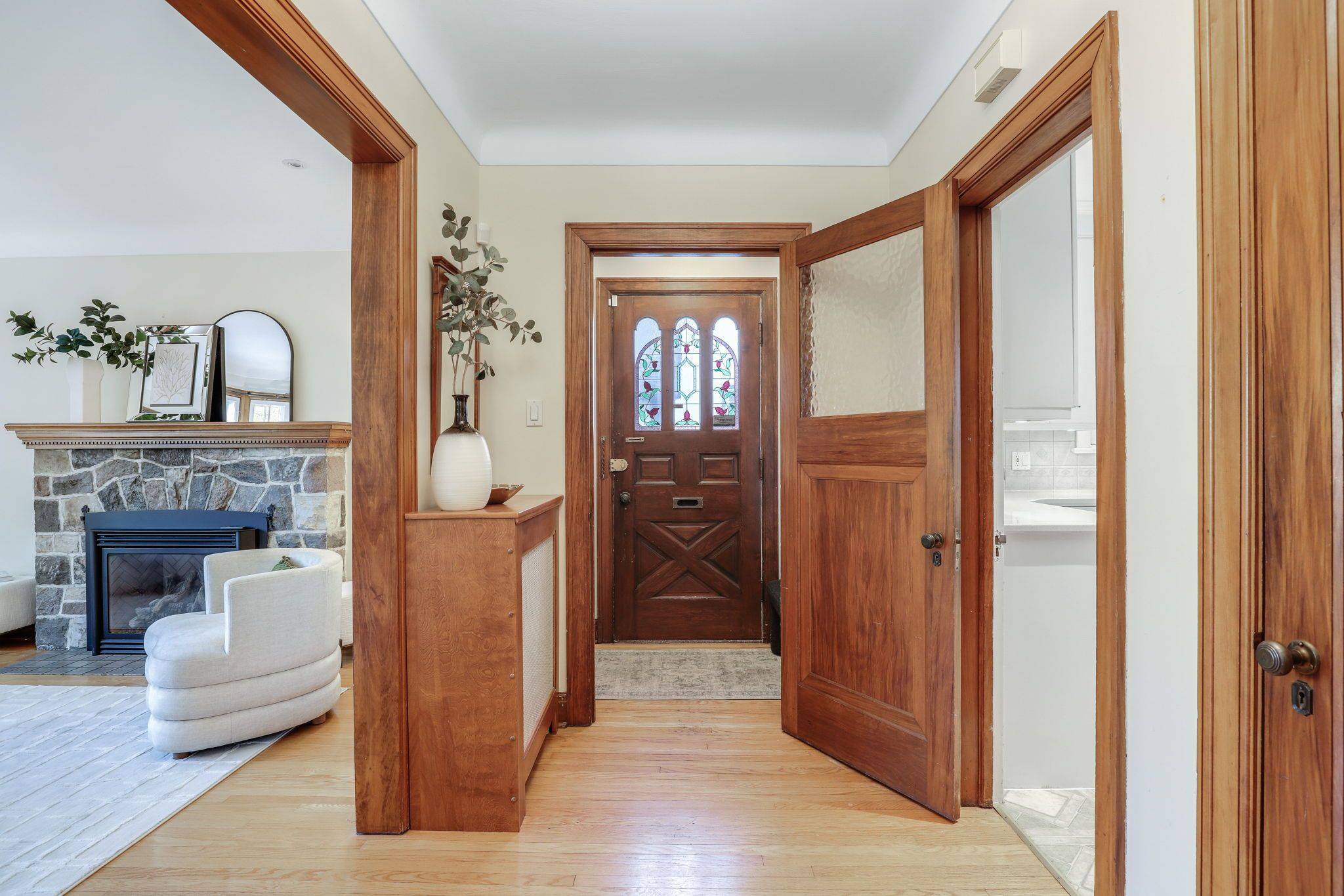 Tunneys Pasture And Ottawa West, ON K1Y 0B4,513 Island Park DR S