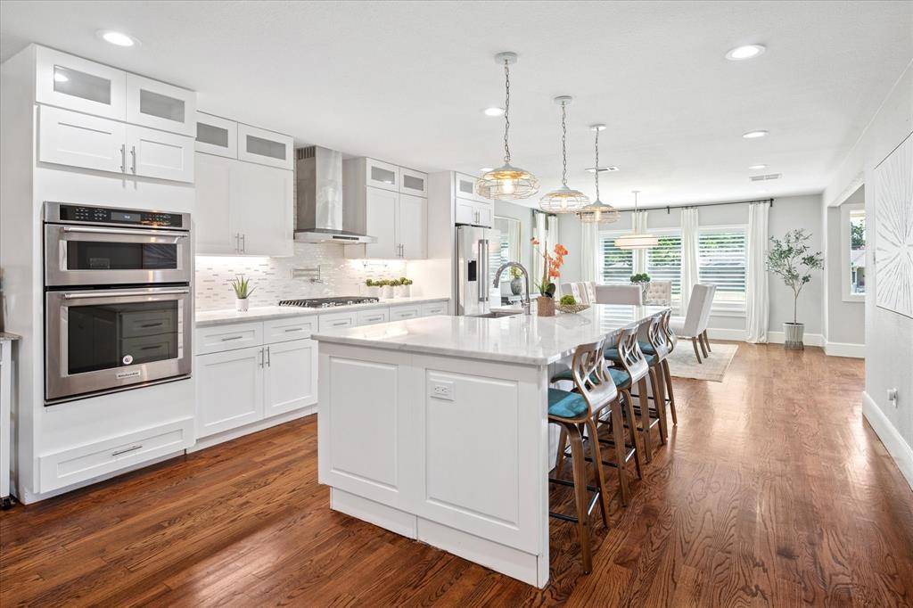 Dallas, TX 75214,6100 Town Hill Lane