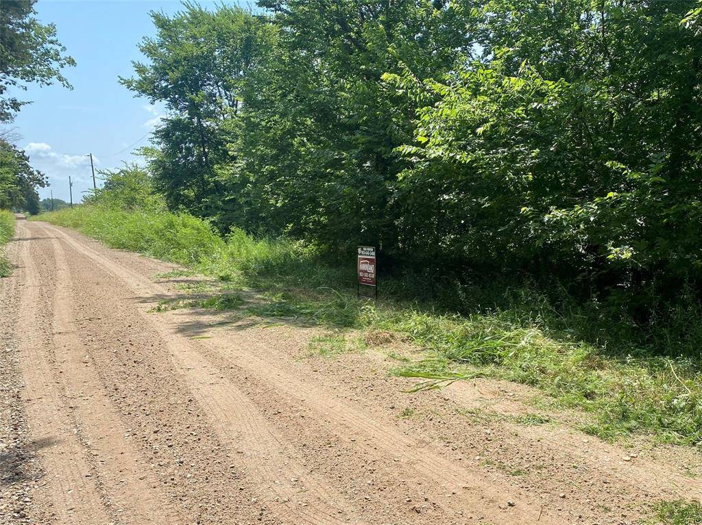 Telephone, TX 75488,923 County Road 2285