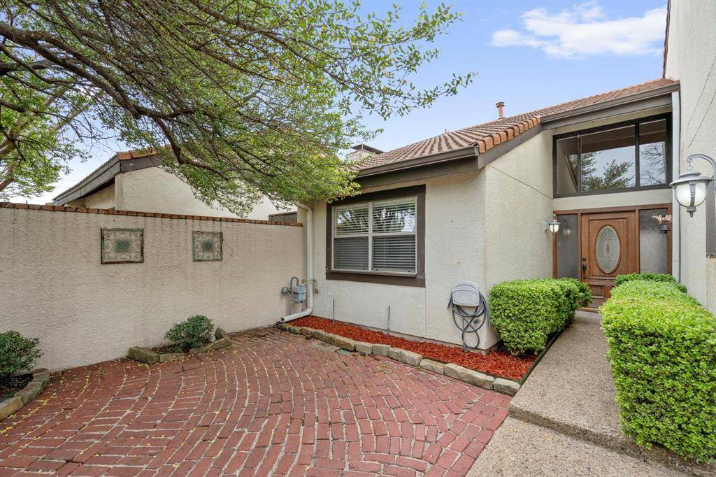 Dallas, TX 75243,9610 Glenacre