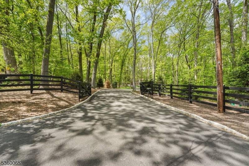 Liberty Twp., NJ 07838,26 Danville Mountain Rd