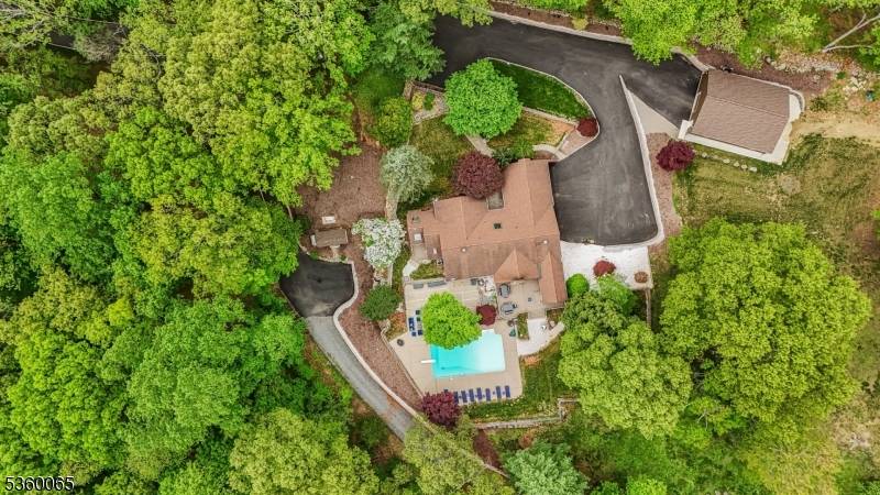 Liberty Twp., NJ 07838,26 Danville Mountain Rd